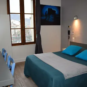 2* Hotel Du Commerce